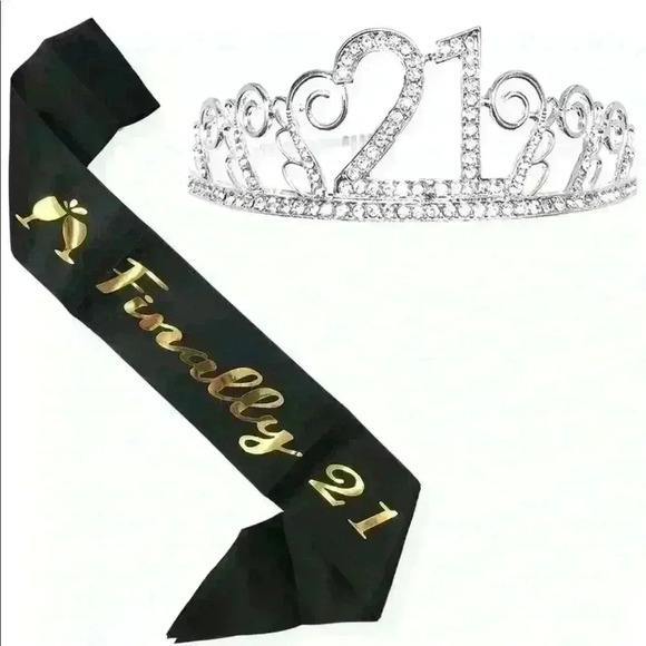 21 tiara and sash - Picture 1 of 3
